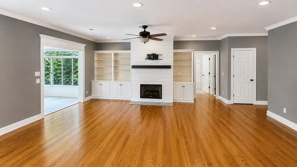 330 Fire Lake Dr Manchester, TN 37355