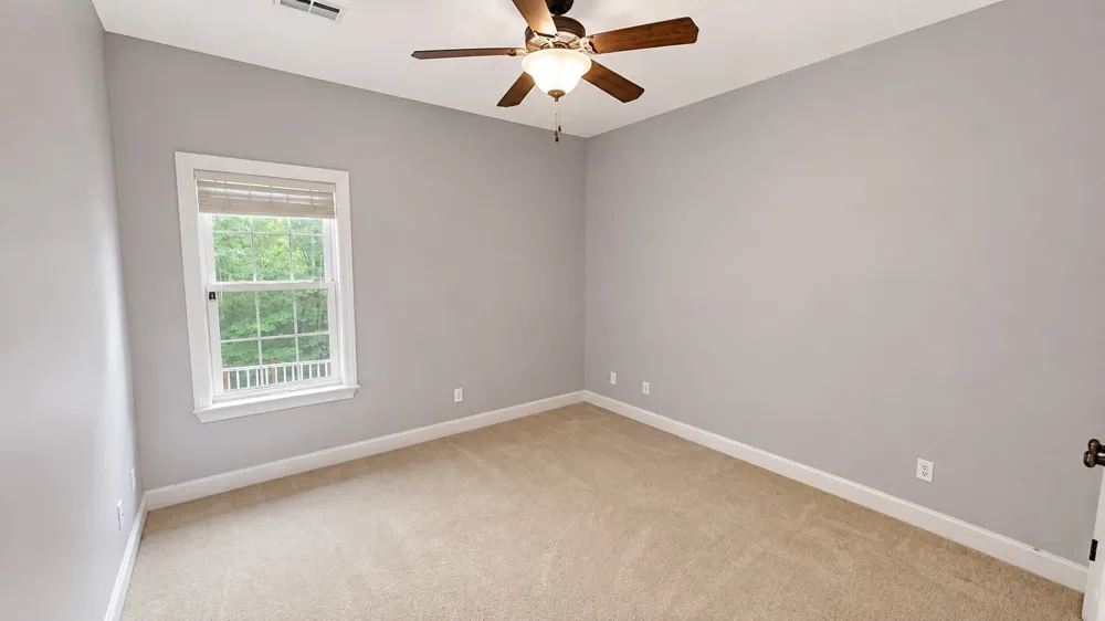 330 Fire Lake Dr Manchester, TN 37355