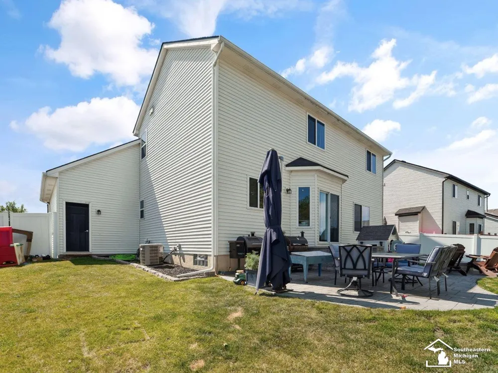 5128 Westminster Drive Dundee Township, MI 48131