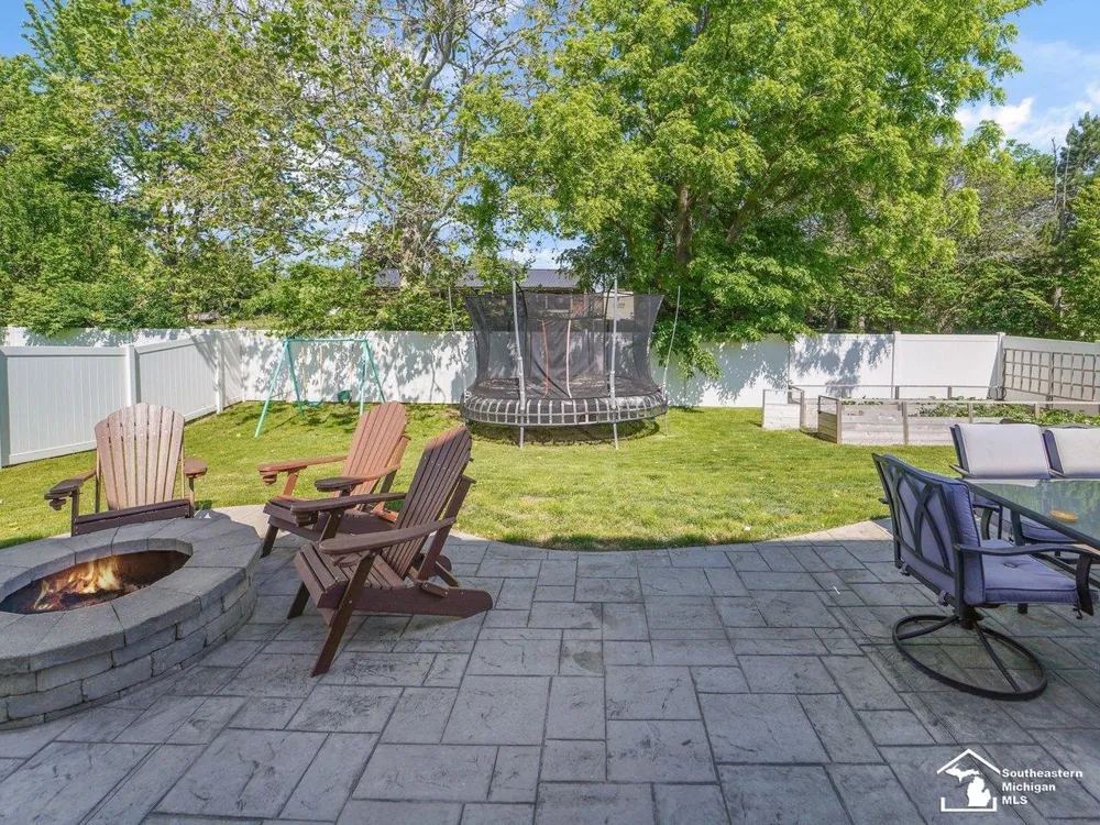 5128 Westminster Drive Dundee Township, MI 48131