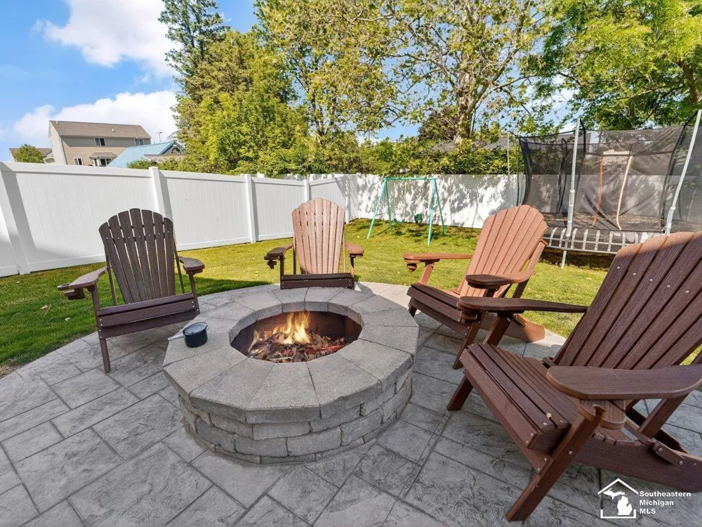 5128 Westminster Drive Dundee Township, MI 48131