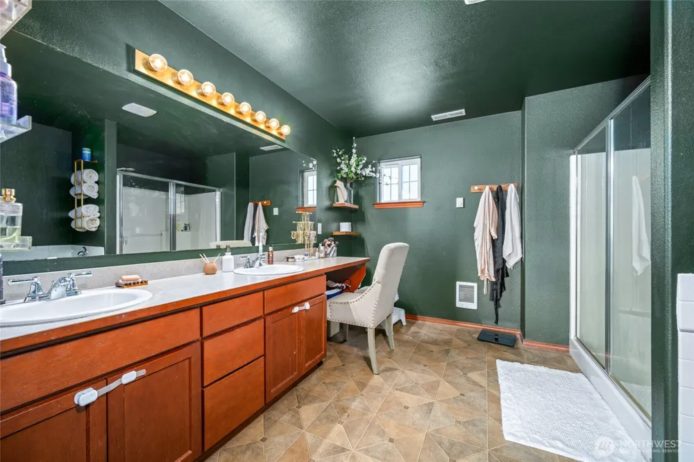 3420 Barry Place Mount Vernon, WA 98274