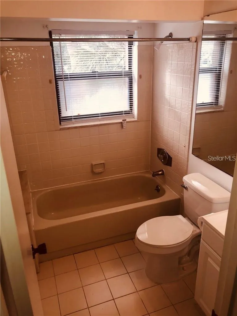 3036 S SEMORAN BOULEVARD #M2 Orlando, FL 32822