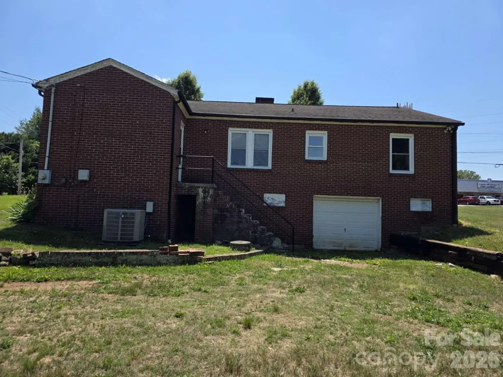744 Pleasant Hill Road Lenoir, NC 28645