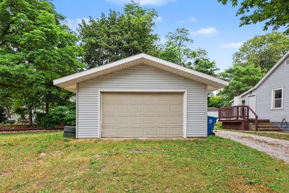 1768 Henry Street Muskegon, MI 49441