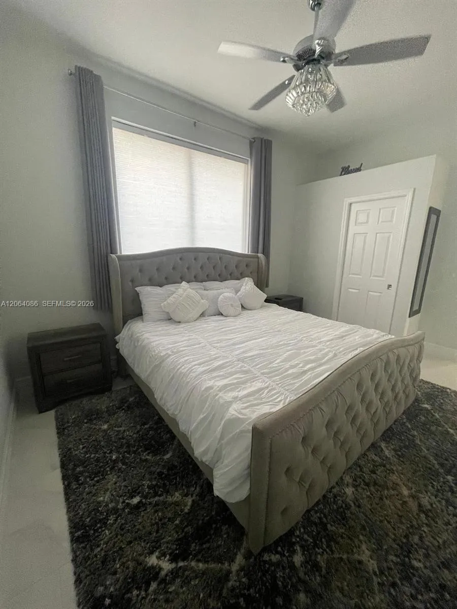 8268 S SOUTHWIND Fort Myers, FL 33908
