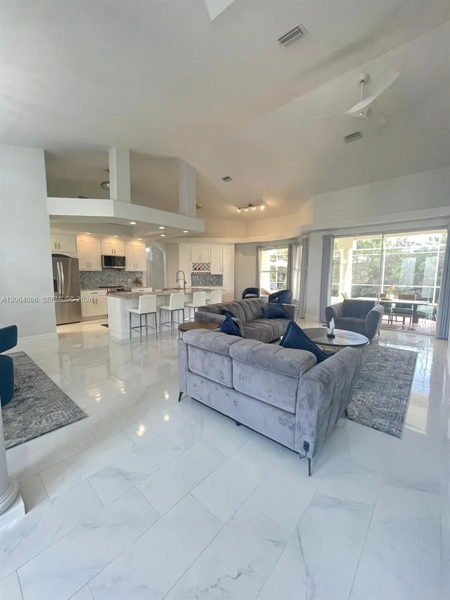 8268 S SOUTHWIND Fort Myers, FL 33908