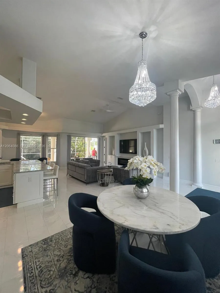 8268 S SOUTHWIND Fort Myers, FL 33908