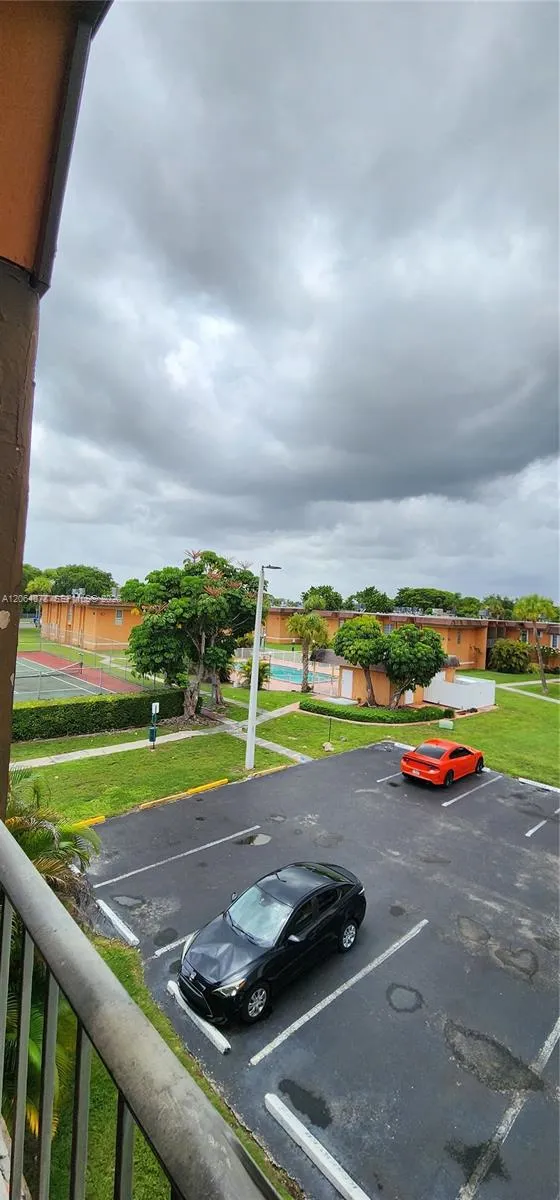 9405 SW 76th St #Y32 Miami, FL 33173
