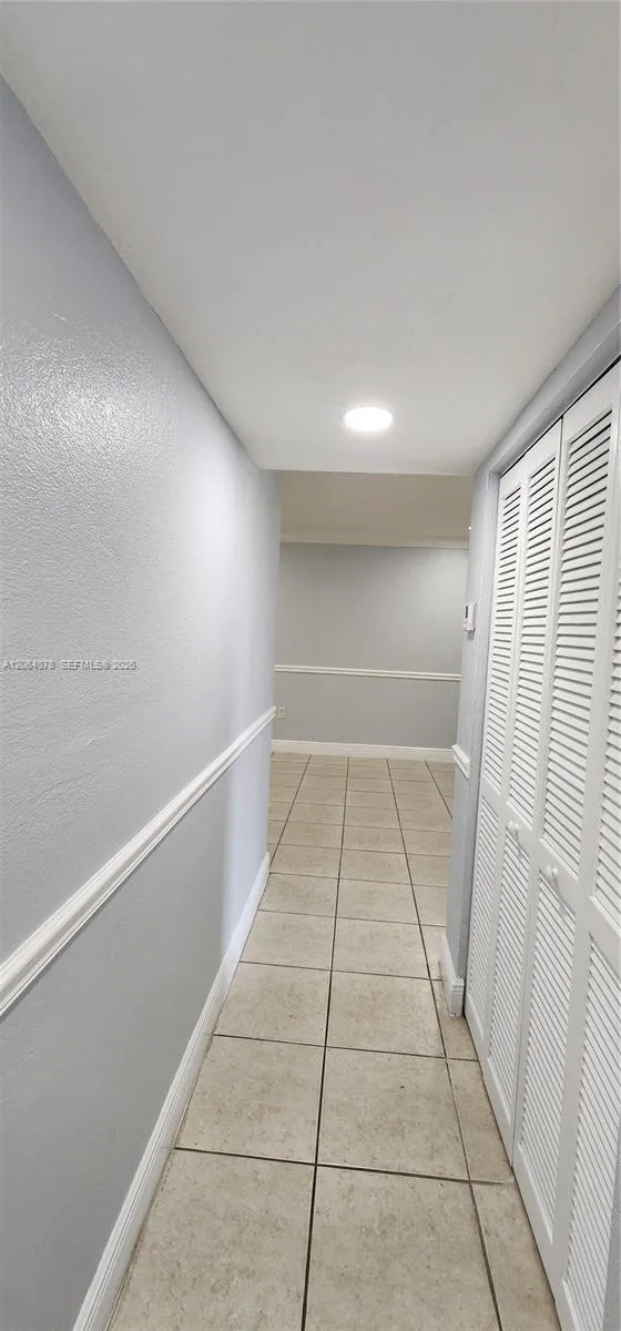 9405 SW 76th St #Y32 Miami, FL 33173