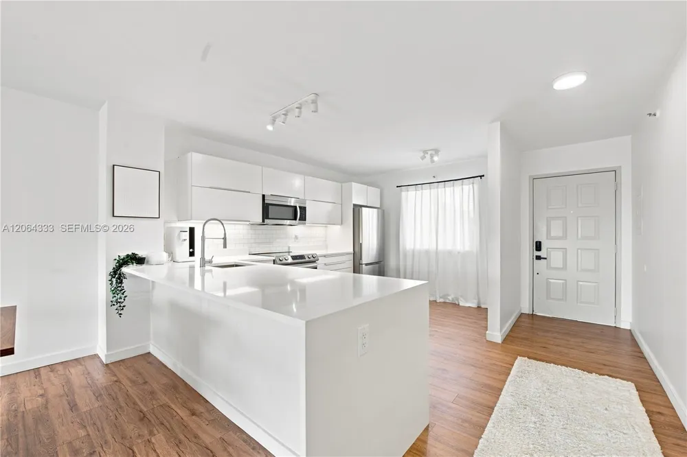 2240 Cypress Bend Dr #505 Pompano Beach, FL 33069