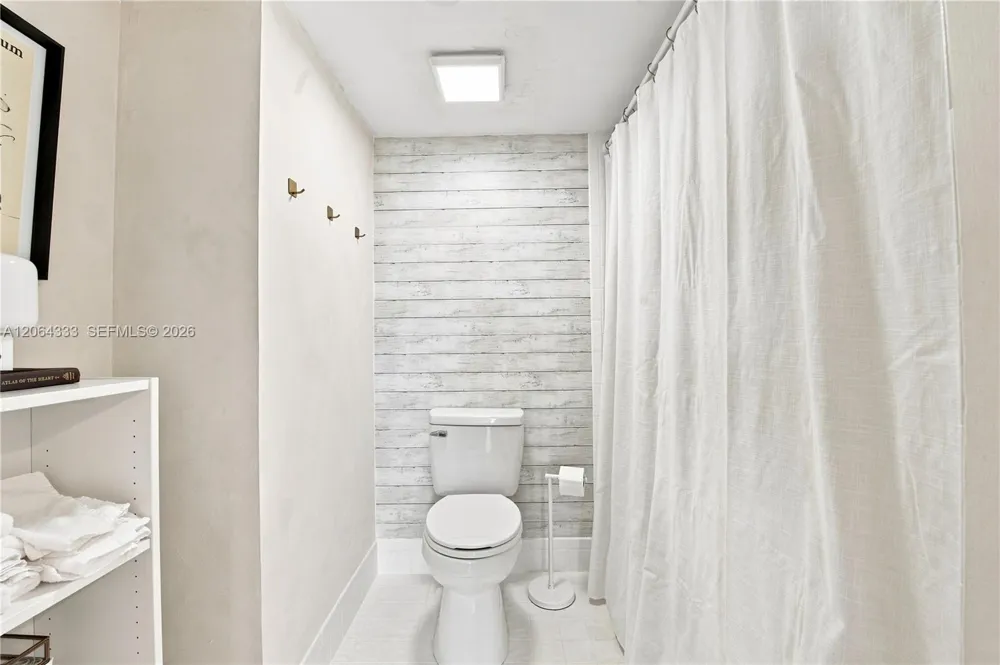 2240 Cypress Bend Dr #505 Pompano Beach, FL 33069
