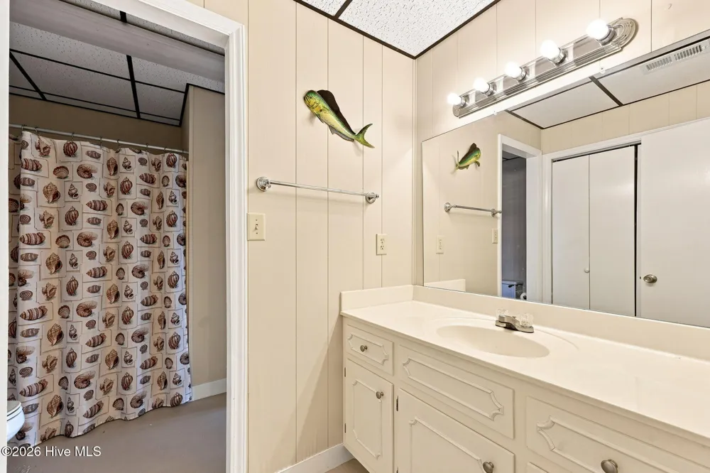 115 Jennifer Drive Harkers Island, NC 28531