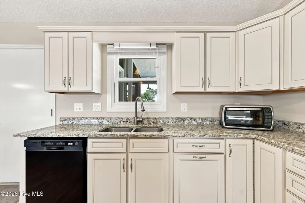 115 Jennifer Drive Harkers Island, NC 28531