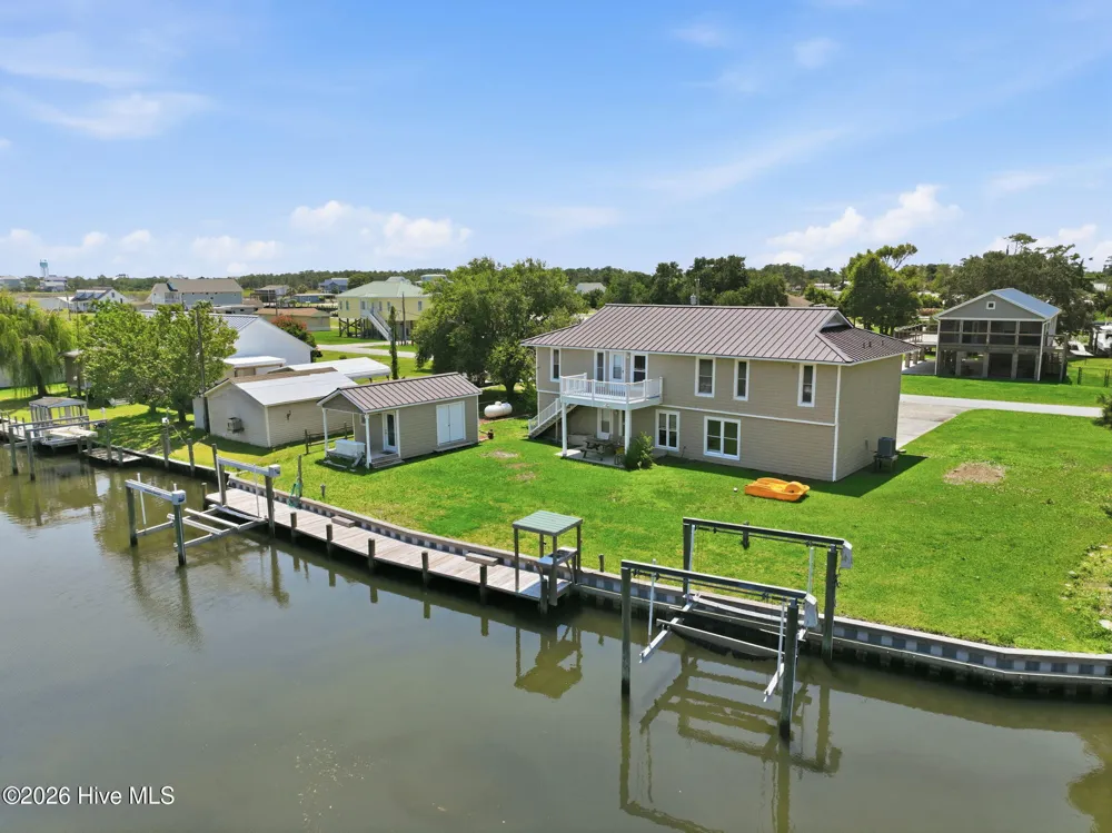 115 Jennifer Drive Harkers Island, NC 28531