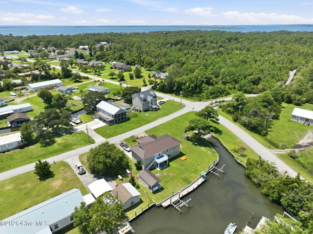 115 Jennifer Drive Harkers Island, NC 28531