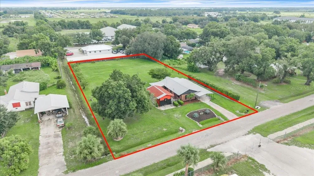 915 E CHARLES STREET Arcadia, FL 34266