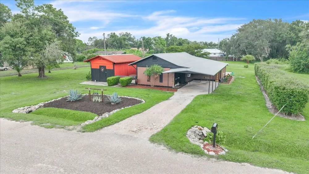 915 E CHARLES STREET Arcadia, FL 34266