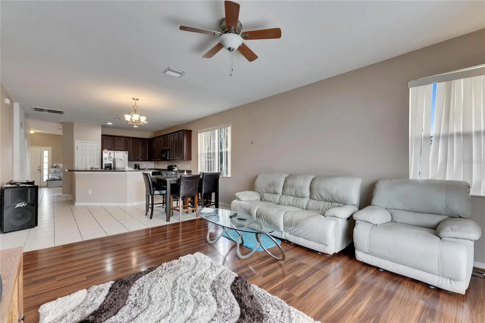 10328 CELTIC ASH DRIVE Ruskin, FL 33573