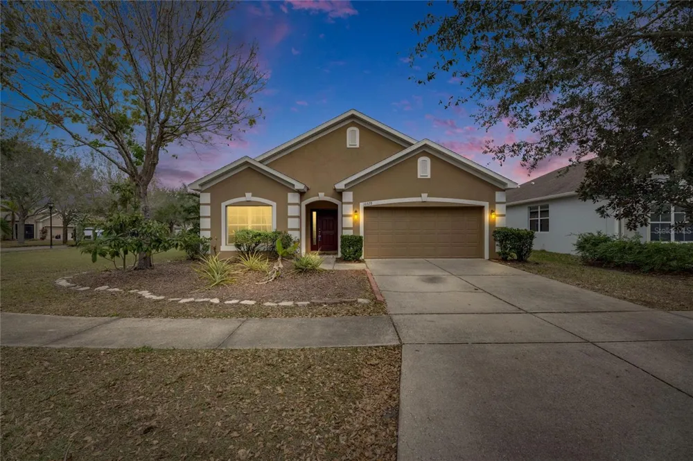 10328 CELTIC ASH DRIVE Ruskin, FL 33573