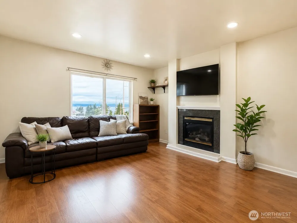 1645 288th Street #207 Federal Way, WA 98003