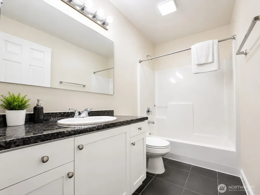 1645 288th Street #207 Federal Way, WA 98003