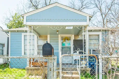 3111 Gulden Lane