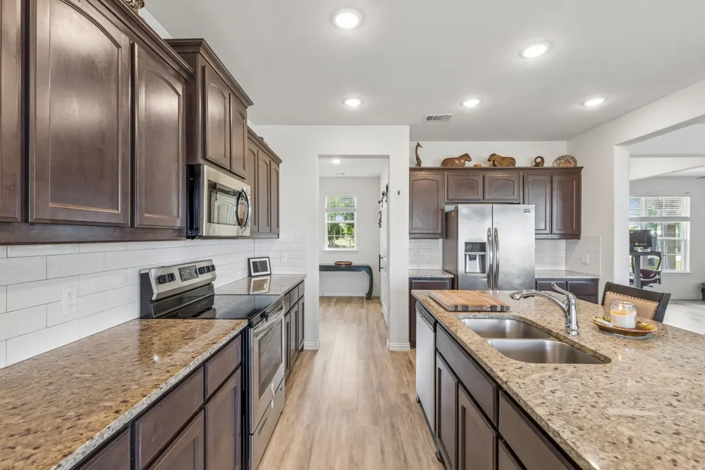 8382 Abner Road Oak Ridge, TX 75161