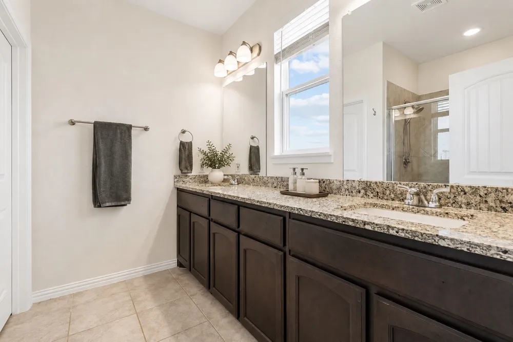 8382 Abner Road Oak Ridge, TX 75161