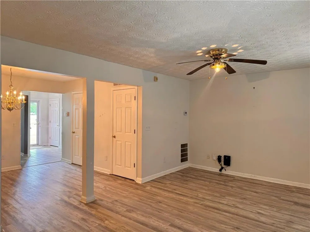 3816 Waldrop Lane Decatur, GA 30034