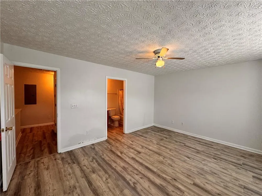 3816 Waldrop Lane Decatur, GA 30034