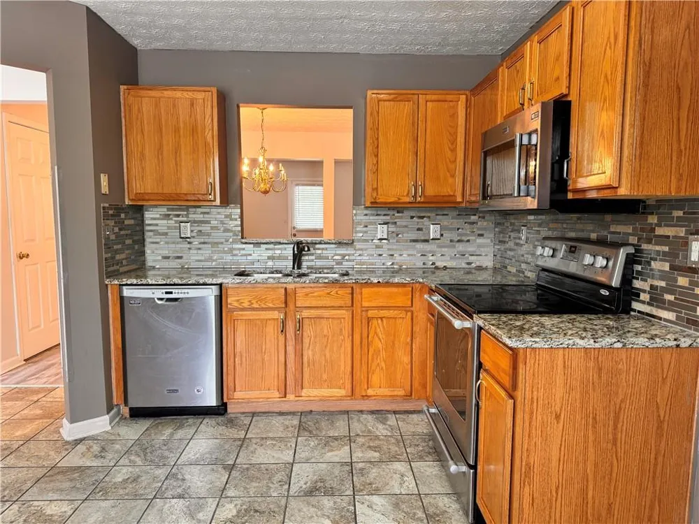 3816 Waldrop Lane Decatur, GA 30034