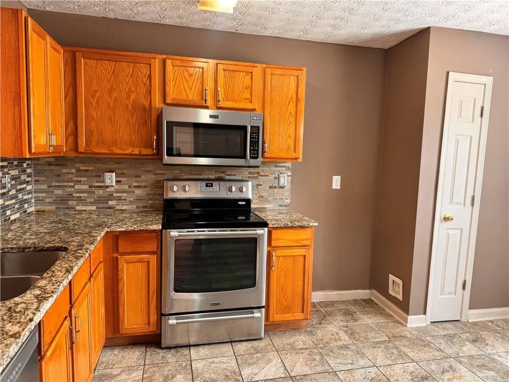 3816 Waldrop Lane Decatur, GA 30034