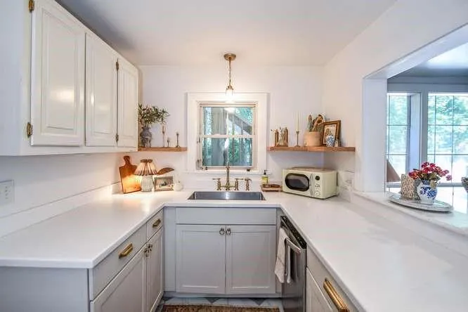 155 Mountain View Drive Gainesville, GA 30501