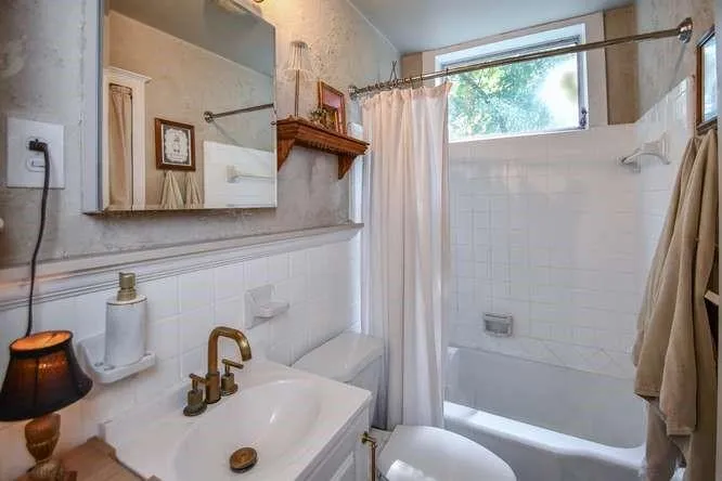 155 Mountain View Drive Gainesville, GA 30501