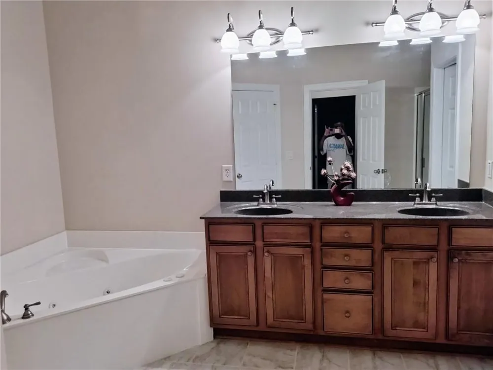 3393 Kiveton Court Peachtree Corners, GA 30092