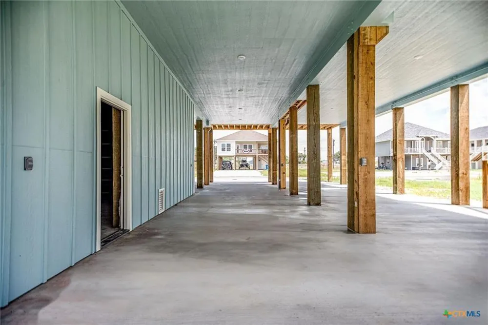 74 Whooping Crane Street Port O Connor, TX 77982