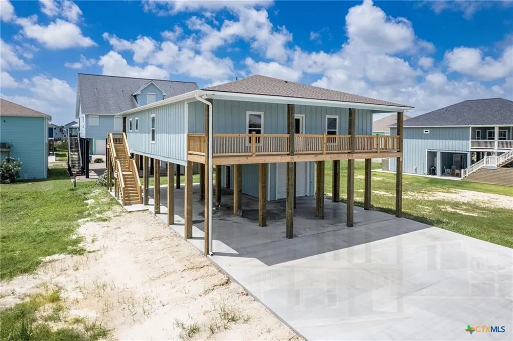 74 Whooping Crane Street Port O Connor, TX 77982