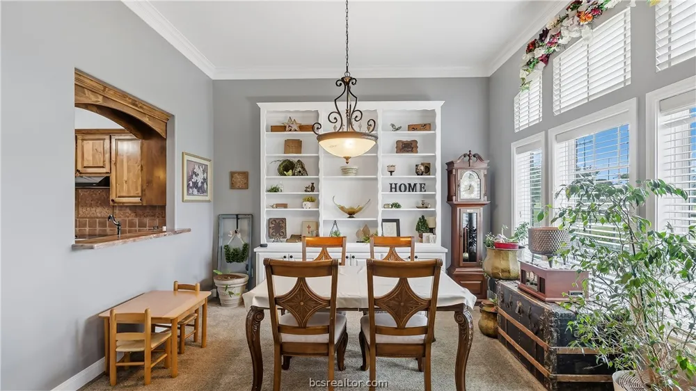 135 Apache Drive Franklin, TX 77856