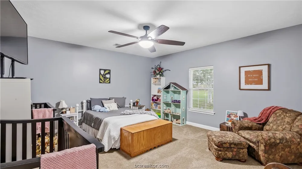 135 Apache Drive Franklin, TX 77856