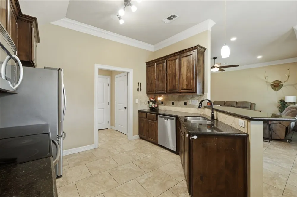 103 Edna Lane Caldwell, TX 77836