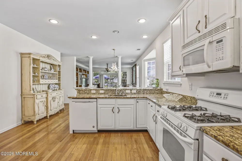 35 Hartack Road Manalapan, NJ 07726
