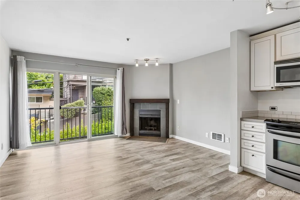 511 E Roy St #213 Seattle, WA 98102