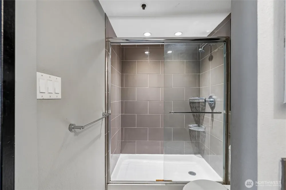 511 E Roy St #213 Seattle, WA 98102