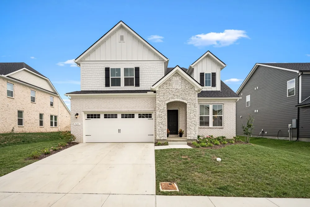 523 Kemp Dr Hermitage, TN 37076