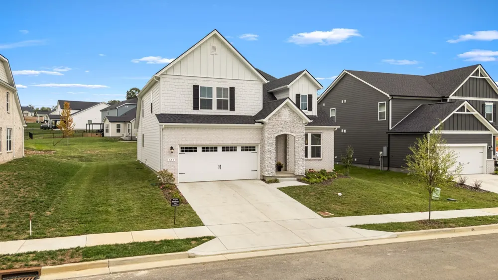 523 Kemp Dr Hermitage, TN 37076