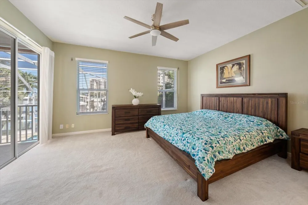 1620 SAND KEY ESTATES COURT Clearwater Beach, FL 33767