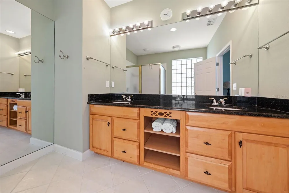 1620 SAND KEY ESTATES COURT Clearwater Beach, FL 33767