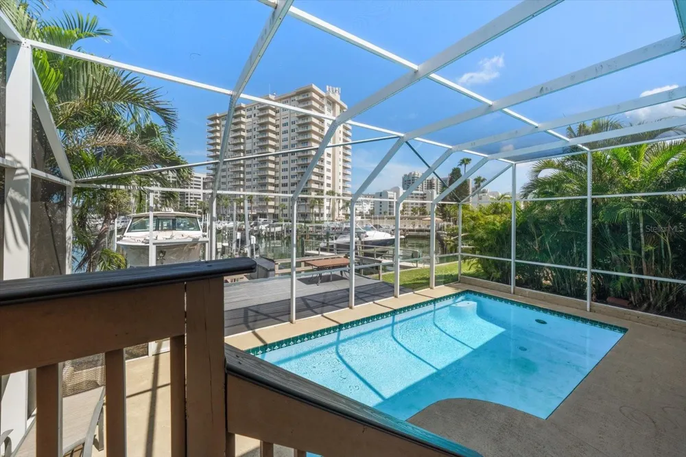 1620 SAND KEY ESTATES COURT Clearwater Beach, FL 33767