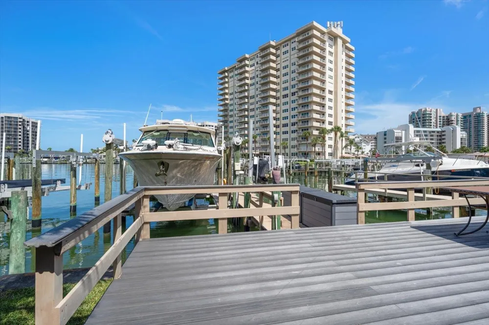 1620 SAND KEY ESTATES COURT Clearwater Beach, FL 33767